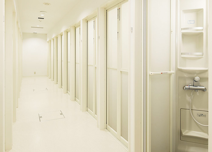 シャワールーム