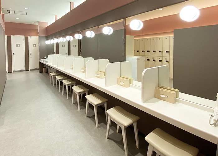 パウダールーム