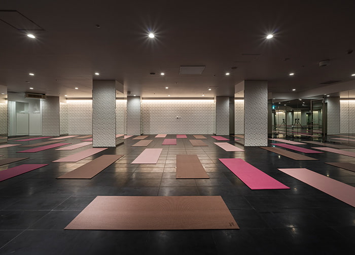 溶岩石ホットヨガスタジオ