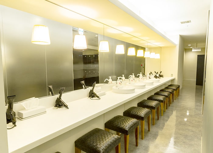 パウダールーム