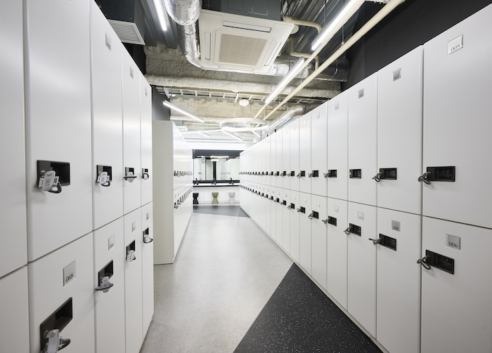 ロッカールーム