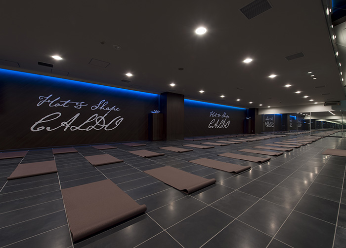 溶岩石ホットスタジオ