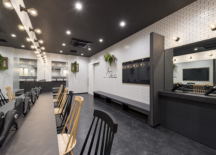 パウダールーム