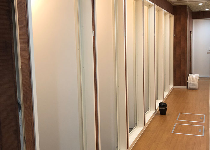 シャワールーム