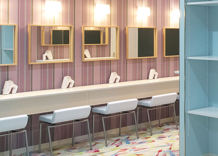 パウダールーム