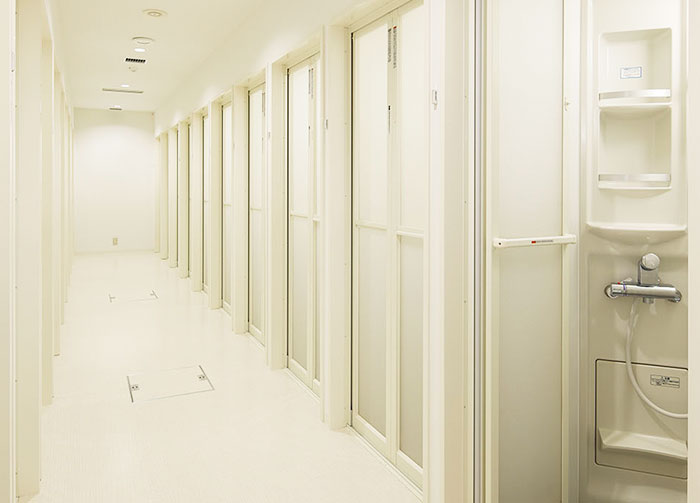 シャワールーム