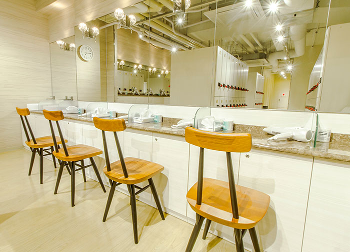 パウダールーム