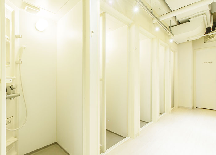 シャワールーム