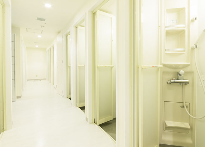 シャワールーム