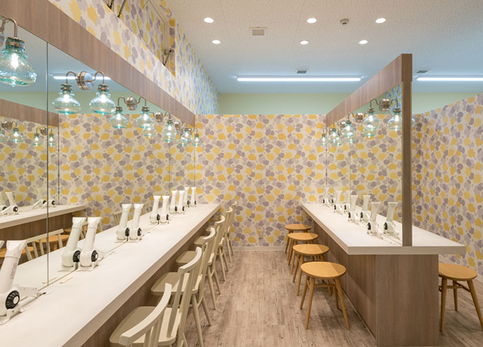 パウダールーム