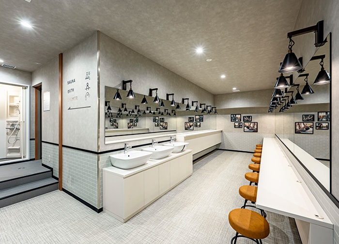 パウダールーム