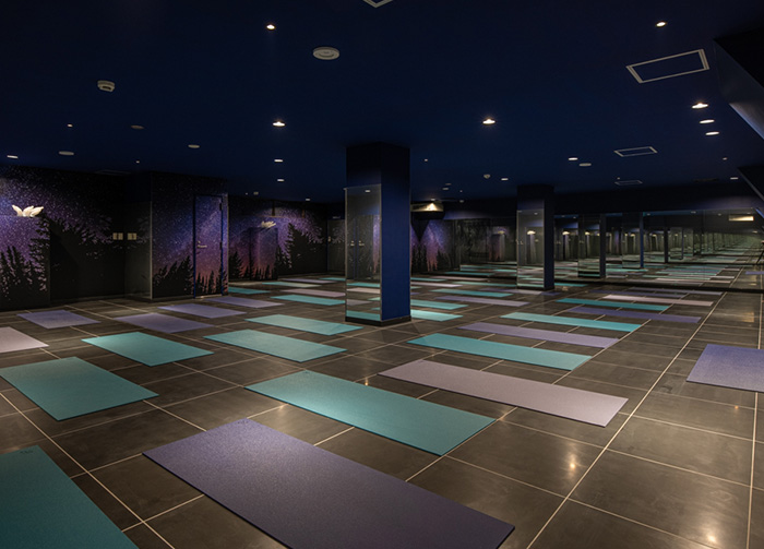 溶岩石ホットスタジオ