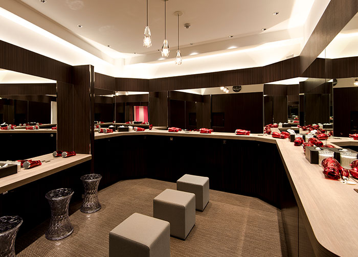 パウダールーム