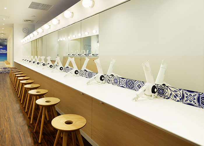 パウダールーム