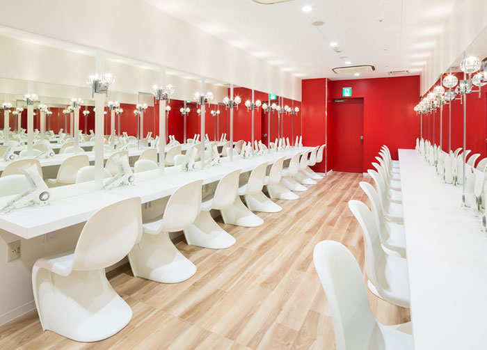 パウダールーム