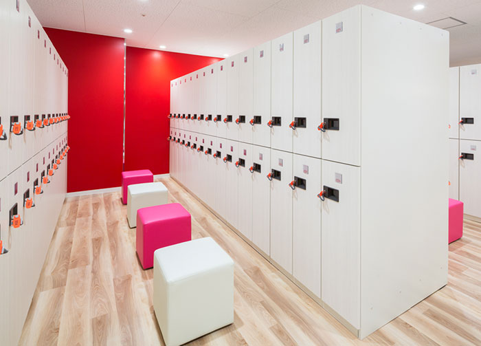 ロッカールーム