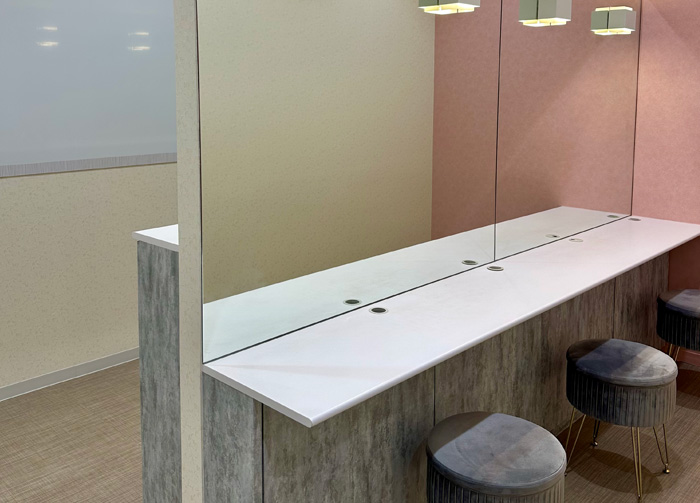 パウダールーム