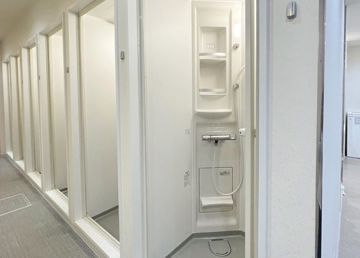 シャワールーム