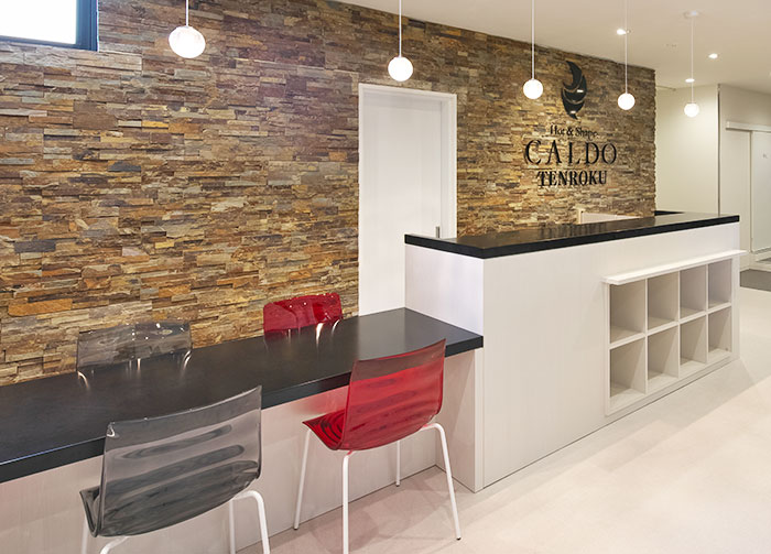 ホットヨガスタジオ カルド天六の店舗情報