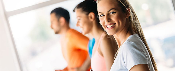 24時間使い放題で<br>月会費7,700円！