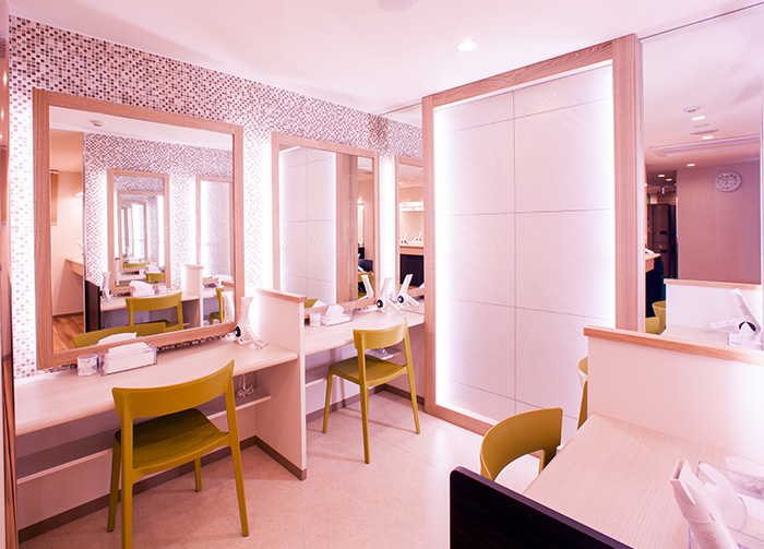 パウダールーム