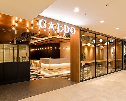 カルドの店舗入口