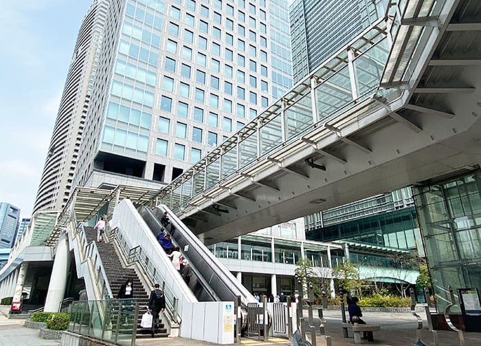 カルド浜松町の建物外観