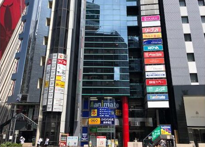 カルド金山の建物外観
