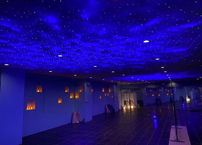 カルド久米川の溶岩ホットスタジオ(プラネタリウム使用時)