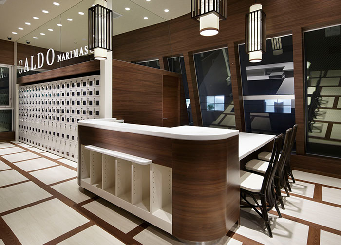 カルド成増の店舗フロント
