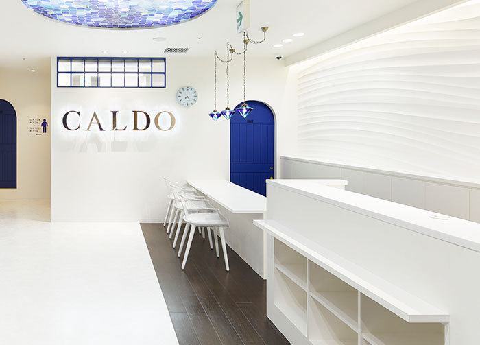 カルド成田の店舗フロント